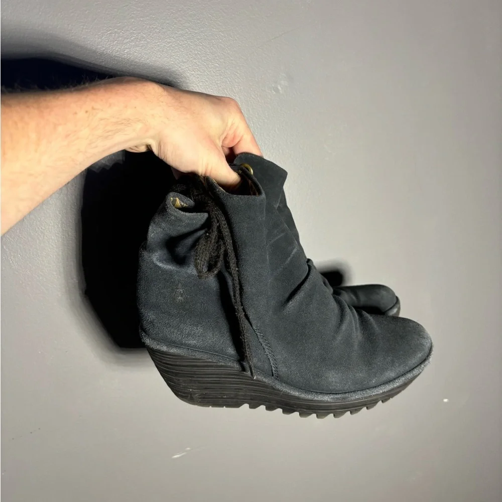 FLY London Women's Yama Suede Ankle Boot Size EU 38